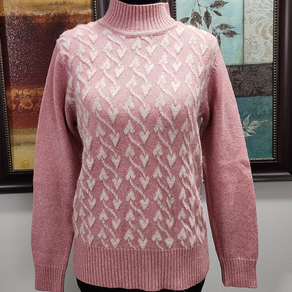 Cute sweater - Picture 2 of 6